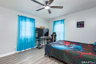 165 Oak St, Manchester, CT 06040 - Photo 26