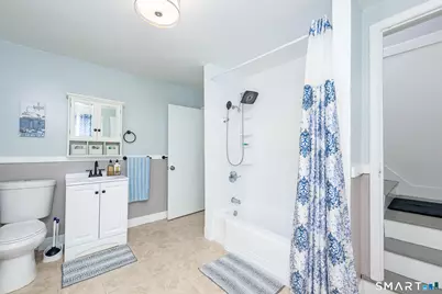 165 Oak Street, Manchester, CT 06040 - Photo 32
