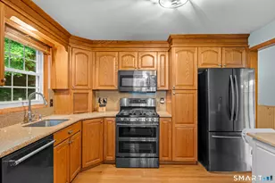 95 Bernard Rd, Berlin, CT 06037 - Photo 8