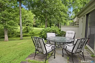 596-A Heritage Village Rd, Southbury, CT 06488 - Photo 4