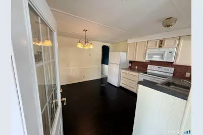 19 Pine Street, East Windsor, CT 06088 - Photo 4