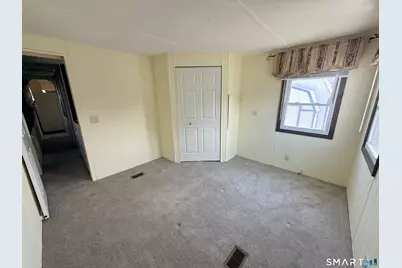 19 Pine Street, East Windsor, CT 06088 - Photo 24