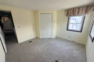 19 Pine St, East Windsor, CT 06088 - Photo 24