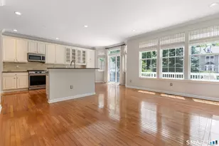 14 Cambridge Dr, Danbury, CT 06811 - Photo 8