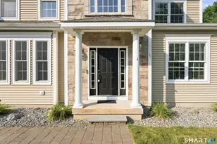29 Chilstone Ln, Manchester, CT 06040 - Photo 2