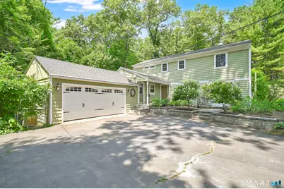 36 Woodside Circle, Simsbury, CT 06070 - Photo 2