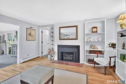 36 Woodside Circle, Simsbury, CT 06070 - Photo 10