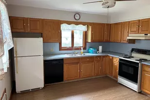 26 Chelton St, Torrington, CT 06790 - Photo 6