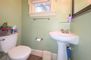 11 Alden Ave, New Haven, CT 06515 - Photo 22