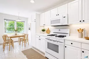 1104 Bradford Dr, Danbury, CT 06811 - Photo 4