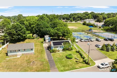 22 Howard Court, Milford, CT 06460 - Photo 4