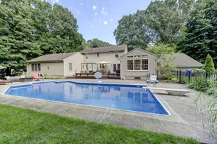 215 Rockwood Dr, Southington, CT 06489 - Photo 36