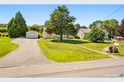 15 Curran Street, Norwich, CT 06360 - Photo 6
