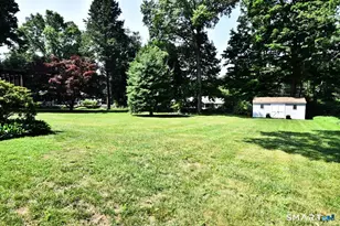 1 Romindon Ct, Norwalk, CT 06851 - Photo 6