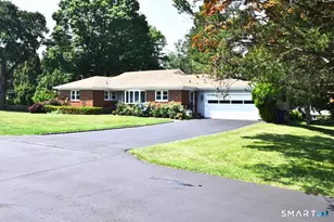 1 Romindon Ct, Norwalk, CT 06851 - Photo 2