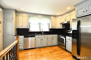 1 Romindon Ct, Norwalk, CT 06851 - Photo 2
