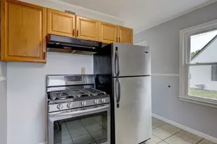38 Porterbrook Ave, East Hartford, CT 06118 - Photo 16