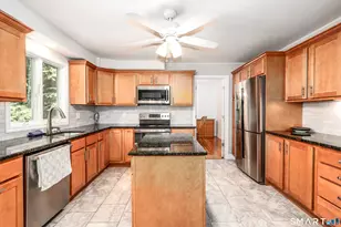 3 Deerfield Rd, Brookfield, CT 06804 - Photo 4
