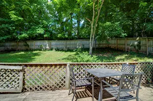 57 Buckingham St, Meriden, CT 06451 - Photo 32