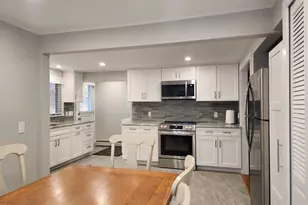 7 E Pattagansett Rd, East Lyme, CT 06357 - Photo 6