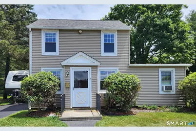 7 East Pattagansett Road, East Lyme, CT 06357 - Photo 1