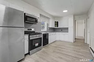 52 Alder St, Waterbury, CT 06708 - Photo 6