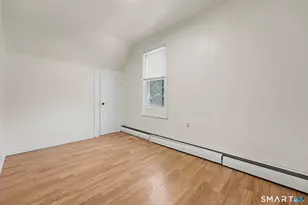 52 Alder St, Waterbury, CT 06708 - Photo 12