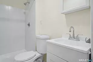 52 Alder St, Waterbury, CT 06708 - Photo 8