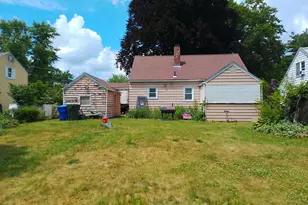 39 Wadsworth St, East Hartford, CT 06118 - Photo 2