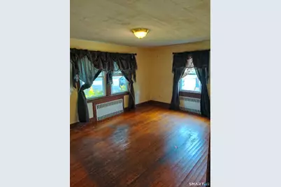 39 Wadsworth Street, East Hartford, CT 06118 - Photo 8