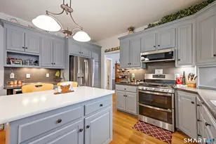 36 Buckland St, Southington, CT 06479 - Photo 6