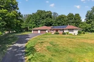 269 Black Hill Rd, Plainfield, CT 06374 - Photo 2