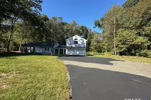 21 Half Mile Common, Westport, CT 06880 - Photo 4
