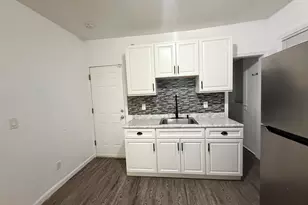 217 Read St, Bridgeport, CT 06607 - Photo 2