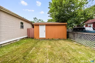 13-15 York Ct, Groton, CT 06340 - Photo 28