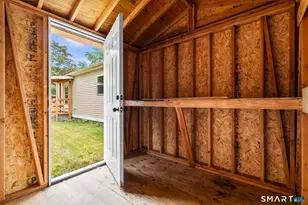 13-15 York Ct, Groton, CT 06340 - Photo 26