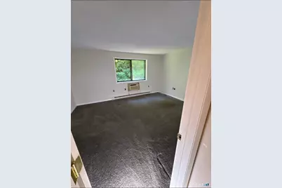 39 Horton Hill Road #8F, Naugatuck, CT 06770 - Photo 6