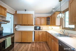 61 Soundview Ave, Shelton, CT 06484 - Photo 8