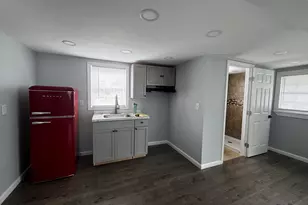 68 Black Point Rd, East Lyme, CT 06357 - Photo 8