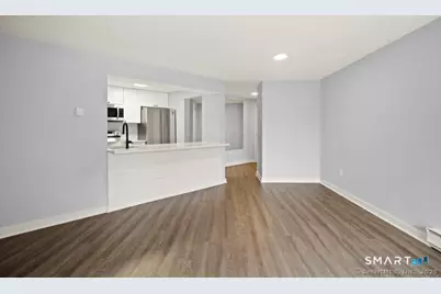 38 North Main Street #15, West Hartford, CT 06107 - Photo 6