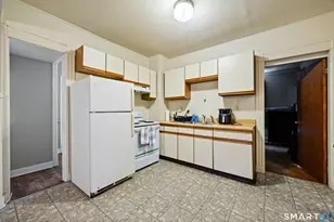 265 Piedmont St, Waterbury, CT 06706 - Photo 8