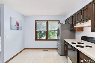 55 Mill Plain Rd, Danbury, CT 06811 - Photo 14