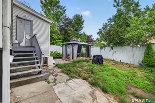 5 Manwaring St, New London, CT 06320 - Photo 4