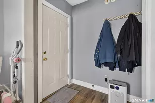 5 Manwaring St, New London, CT 06320 - Photo 22