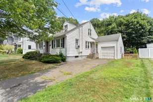 216 Country Rd, Fairfield, CT 06824 - Photo 18