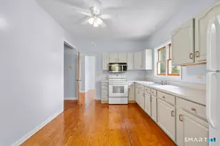 36 Central Ave, Hamden, CT 06517 - Photo 6