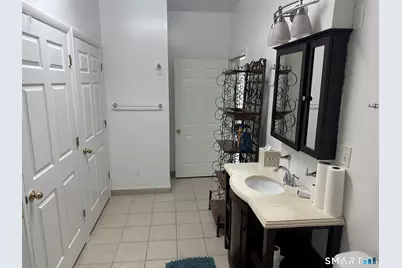 379 Derby Avenue #6B, West Haven, CT 06516 - Photo 6