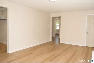 202 Crescent Drive, East Hartford, CT 06118 - Photo 10