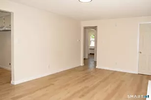 202 Crescent Dr, East Hartford, CT 06118 - Photo 10