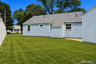 202 Crescent Dr, East Hartford, CT 06118 - Photo 26